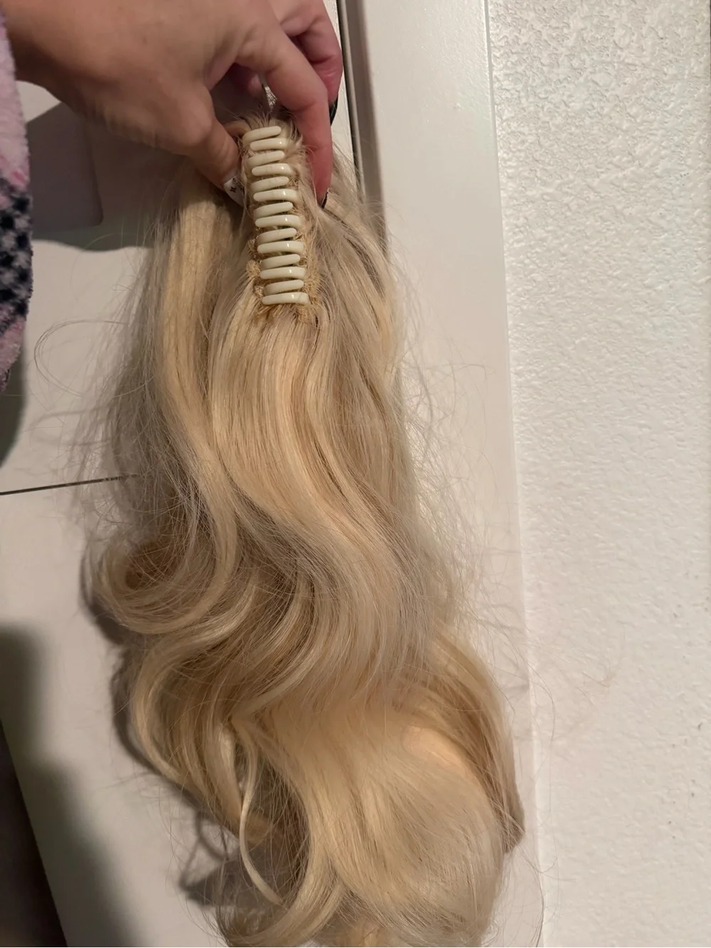 Blonde Hairpiece Clip-In Extension - Soft Wave Hair